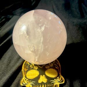 Rose quartz sphere